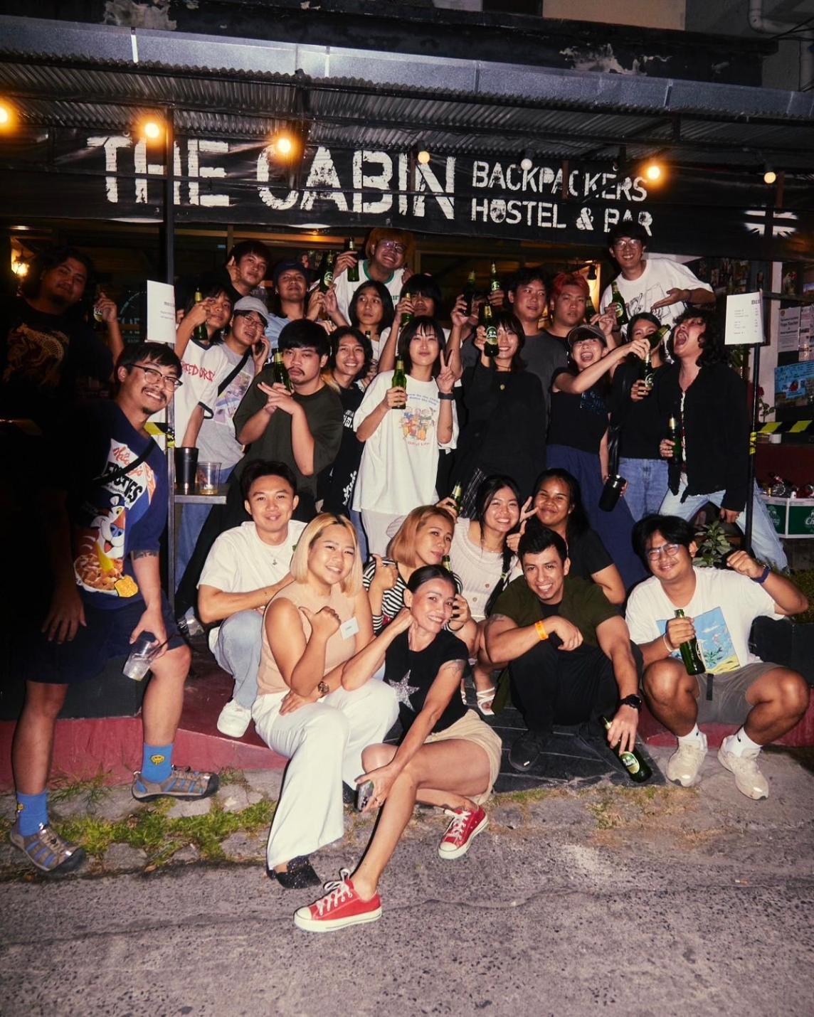 The Cabin Backpackers Hostel & Bar เชียงใหม่ ภายนอก รูปภาพ